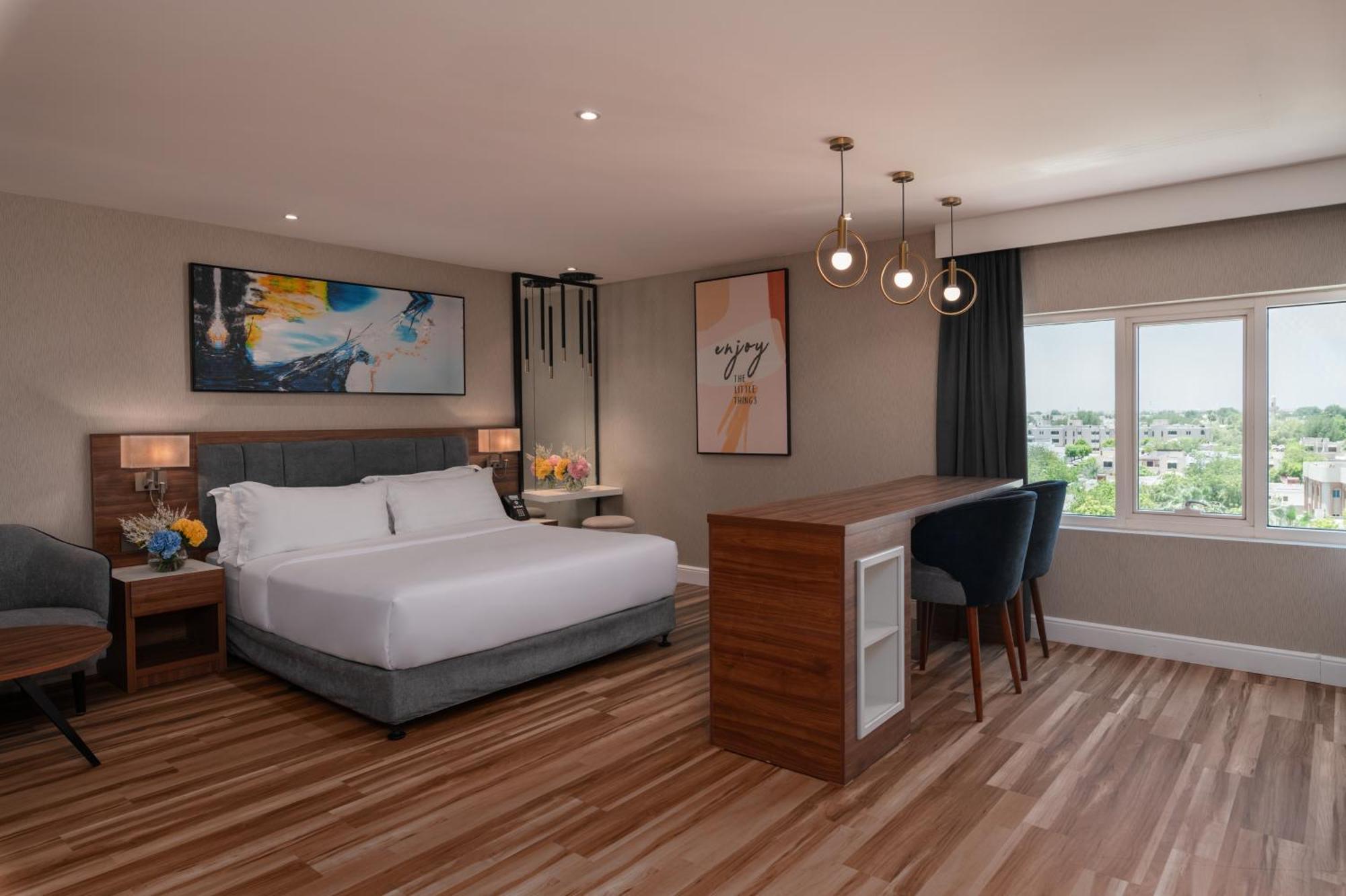 Warwick Al Jubail Hotel Zewnętrze zdjęcie