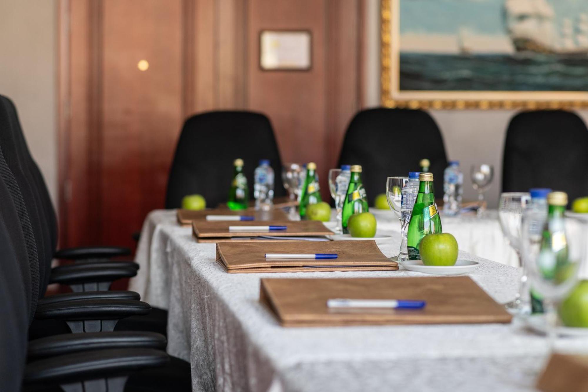 Warwick Al Jubail Hotel Zewnętrze zdjęcie