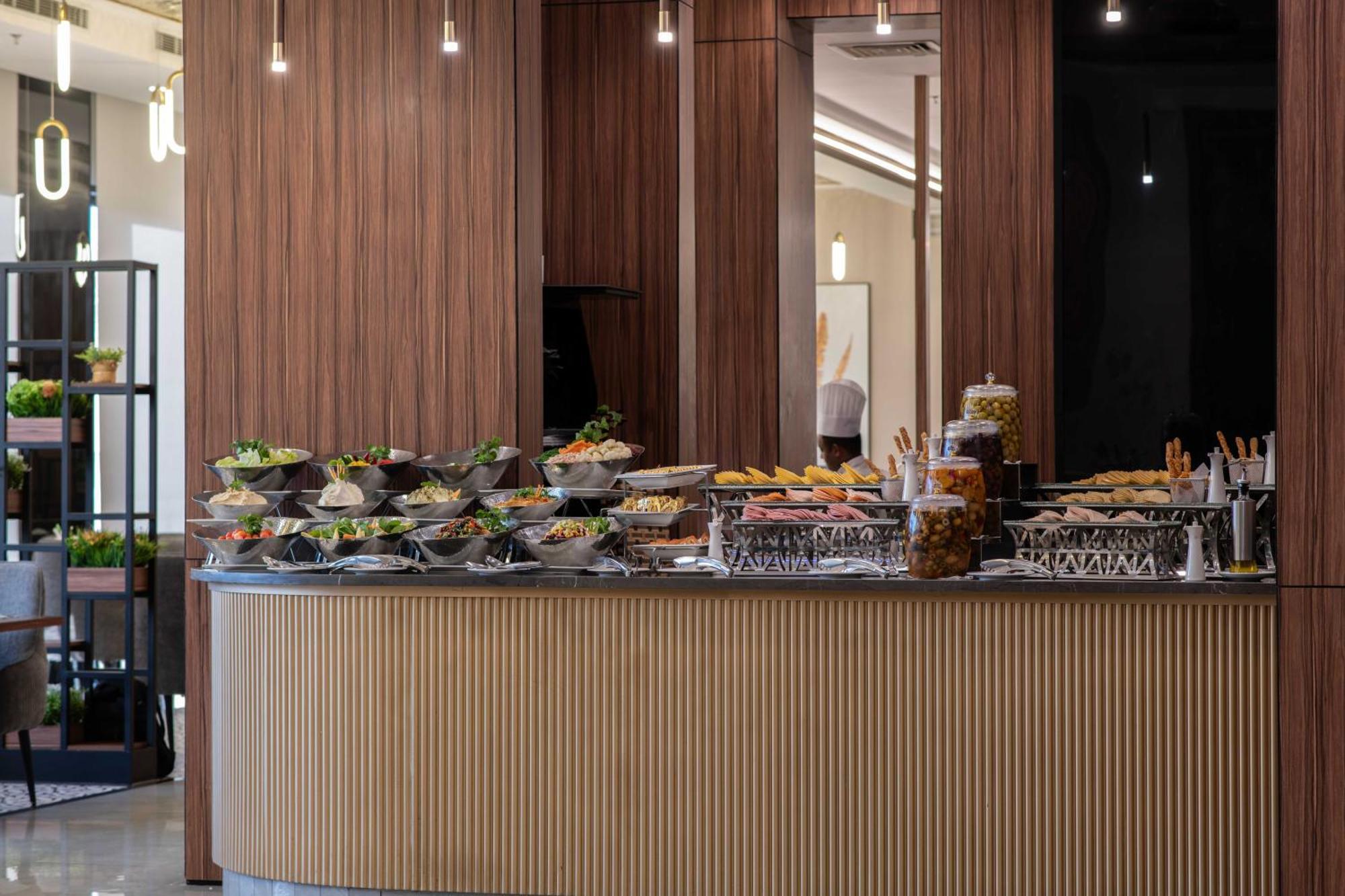 Warwick Al Jubail Hotel Zewnętrze zdjęcie